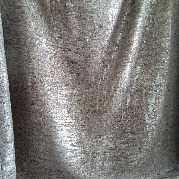 Inc international Concepts, Silver Metallic, Large - Picture 2 of 3